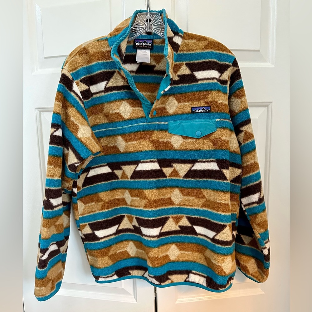 Women’s Patagonia fleece pullover